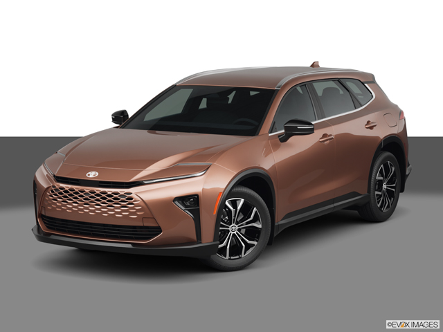 2025 Toyota Crown Signia Price, Reviews, Pictures & More | Kelley